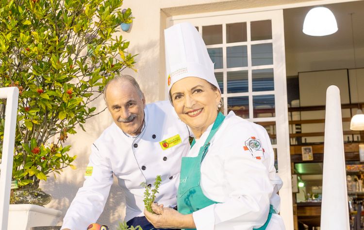 Curso para profissionais e ou domestico de alimentos saudáveis, saborosos e surpreendentes, com as técnicas e os segredos do Chef.